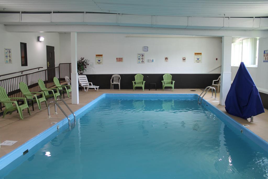 Days Inn & Suites By Wyndham Bridgeport - Clarksburg Zewnętrze zdjęcie