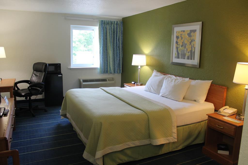 Days Inn & Suites By Wyndham Bridgeport - Clarksburg Pokój zdjęcie